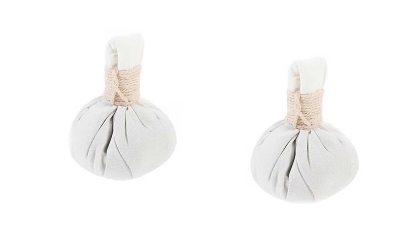 aniko-massage-herbal01-800×457